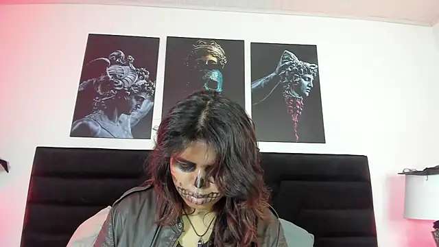 Snapshot of SabinaMerchetti chatting on October 8, 2025, 1:40 am SabinaMerchetti online show from October 8, 2025, 1:40 am