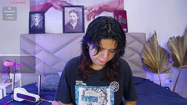 Snapshot of SabinaMerchetti chatting on October 1, 2025, 2:17 am SabinaMerchetti online show from October 1, 2025, 2:17 am