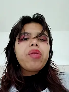 Snapshot of SabinaMerchetti chatting on September 27, 2025, 2:28 am SabinaMerchetti online show from September 27, 2025, 2:28 am