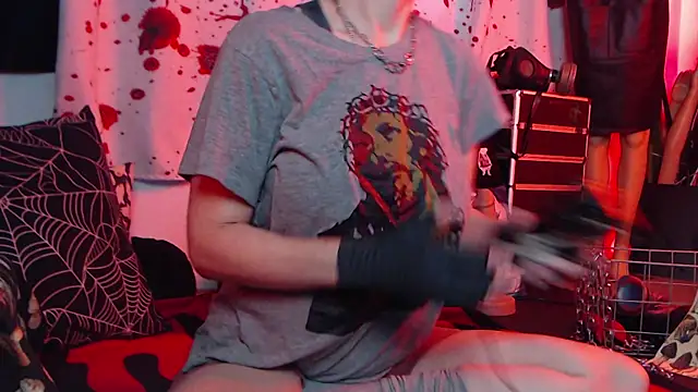 Snapshot of Silentmary chatting on October 1, 2025, 5:28 pm Silentmary online show from October 1, 2025, 5:28 pm