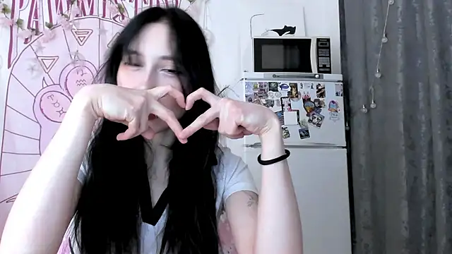 Snapshot of Holy420lolii chatting on March 21, 2026, 5:50 pm Holy420lolii online show from March 21, 2026, 5:50 pm