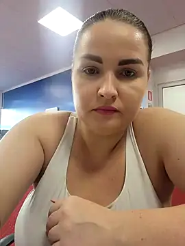 GeorgiaLerox online show from February 9, 2025, 12:41 pm