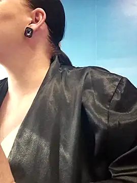 GeorgiaLerox online show from March 3, 2026, 2:13 pm