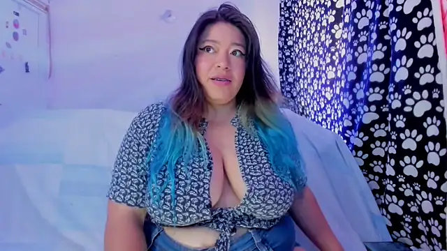 Fierymichef online show from April 10, 2026, 7:43 pm