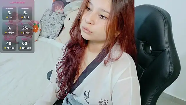 Snapshot of Hanaa_rosse chatting on October 7, 2025, 1:34 pm Hanaa rosse online show from October 7, 2025, 1:34 pm