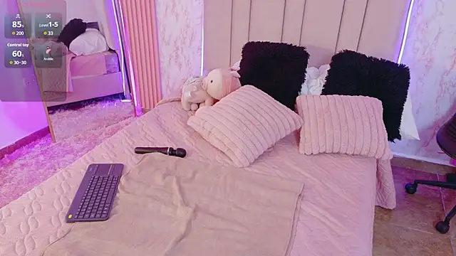 Hanaa rosse online show from November 8, 2025, 1:36 pm