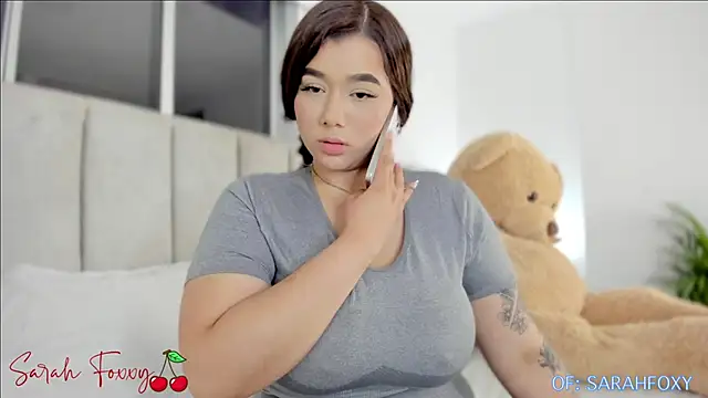 Foxxy222  online show from January 1, 2025, 11:18 pm