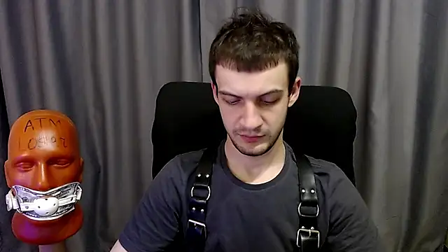 Snapshot of _Damien_thorn_ chatting on October 3, 2025, 8:32 pm Damien thorn online show from October 3, 2025, 8:32 pm