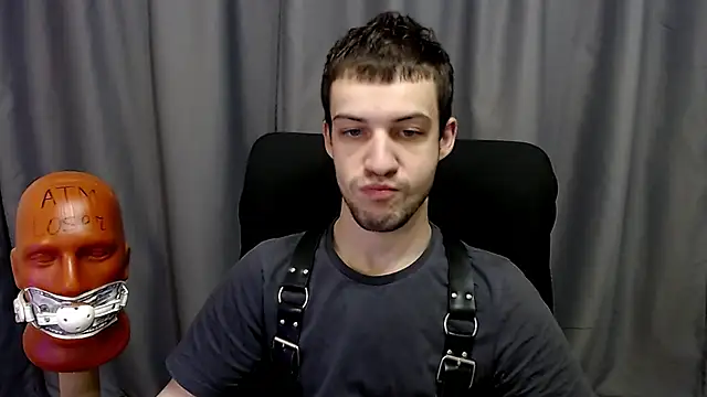 Snapshot of _Damien_thorn_ chatting on October 4, 2025, 8:43 pm Damien thorn online show from October 4, 2025, 8:43 pm