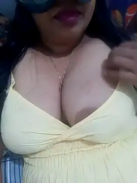 chubby wife online show from January 9, 2025, 7:40 pm