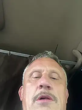 prekumstud online show from June 17, 2026, 1:43 pm
