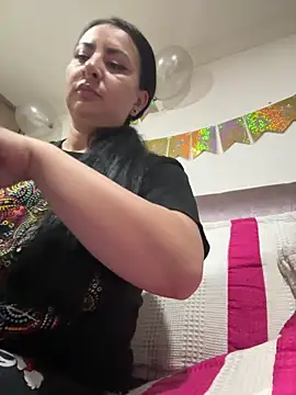 Abril Luv online show from February 7, 2026, 2:19 am