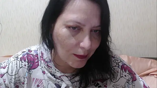Snapshot of Mirabelle_Sweet chatting on May 16, 2026, 1:59 am Mirabelle Sweet online show from May 16, 2026, 1:59 am