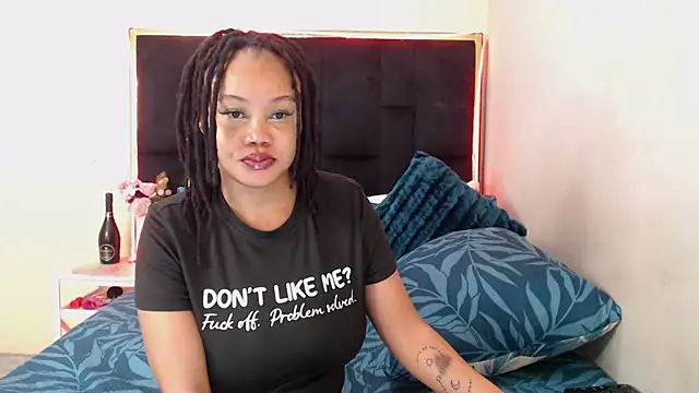 CancerGodessX online show from September 19, 2025, 12:47 am