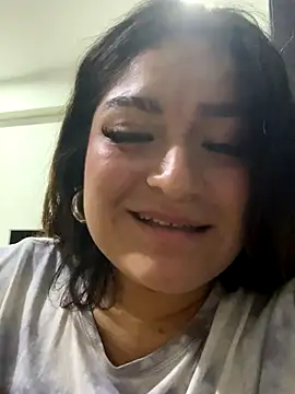 Snapshot of LuceroRm chatting on September 27, 2025, 5:57 am LuceroRm online show from September 27, 2025, 5:57 am