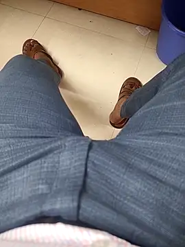 Snapshot of adicma123 chatting on October 21, 2025, 6:24 am adicma123 online show from October 21, 2025, 6:24 am