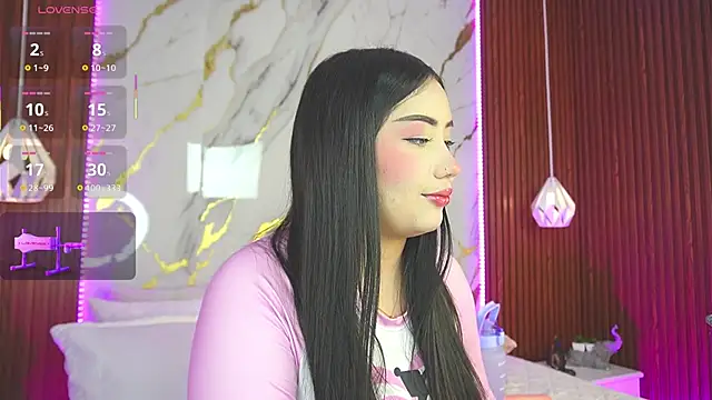 Snapshot of haylie_ chatting on February 10, 2025, 3:13 am haylie online show from February 10, 2025, 3:13 am