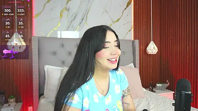 Snapshot of haylie_ chatting on October 6, 2025, 2:24 am haylie online show from October 6, 2025, 2:24 am