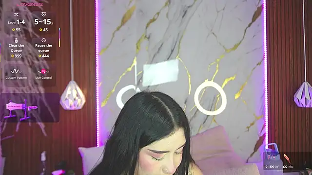 Snapshot of haylie_ chatting on February 8, 2025, 5:18 am haylie online show from February 8, 2025, 5:18 am