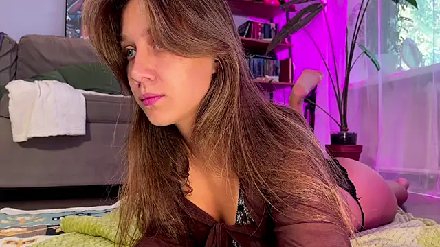 Sasha moormeoow online show from September 12, 2025, 6:24 am