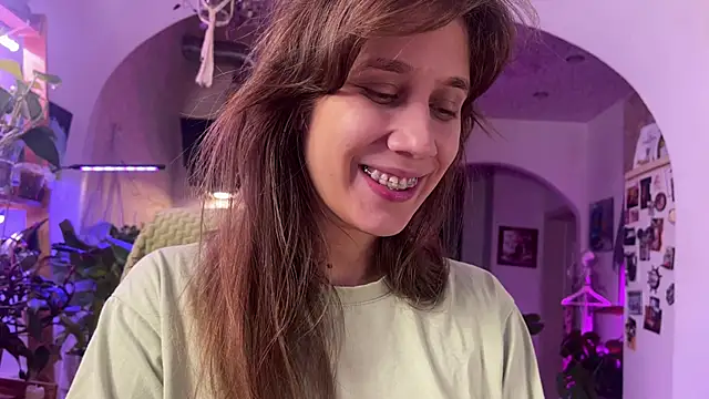 Sasha moormeoow online show from February 3, 2025, 6:13 am