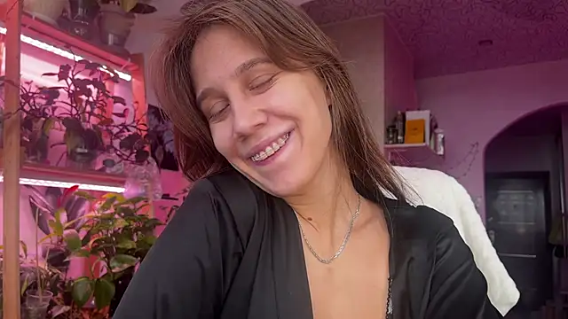 Sasha moormeoow online show from February 19, 2025, 6:22 am