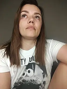 KrissSexi online show from February 18, 2026, 5:20 pm