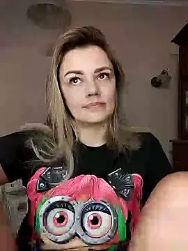 KrissSexi online show from March 4, 2025, 9:51 am