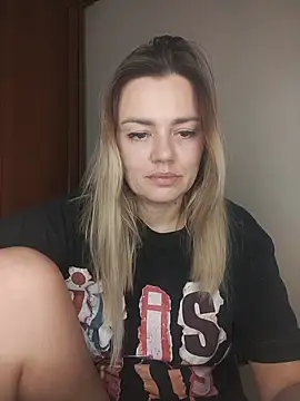 KrissSexi online show from November 26, 2025, 9:26 pm