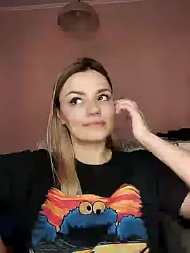 KrissSexi online show from March 18, 2025, 10:39 am