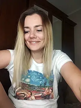 KrissSexi online show from September 20, 2025, 6:13 pm