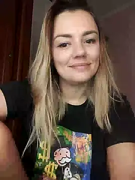 KrissSexi online show from September 17, 2025, 5:09 am