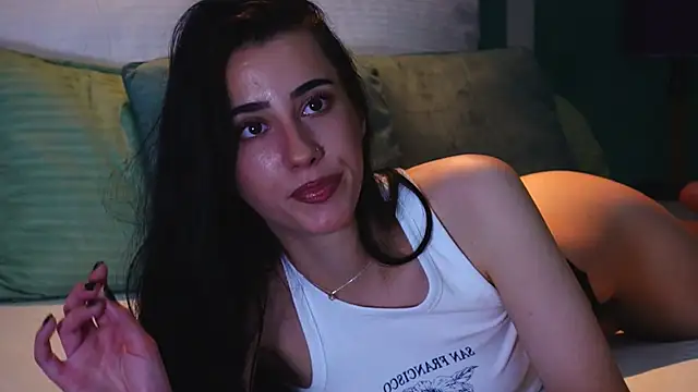 AmeliaJune online show from June 17, 2026, 10:19 pm