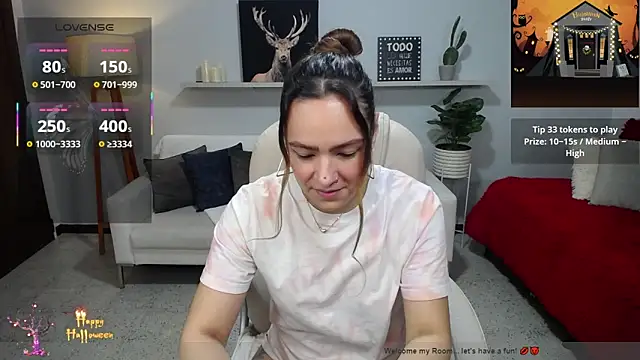 Snapshot of Bianca____ chatting on October 19, 2025, 11:29 pm Bianca online show from October 19, 2025, 11:29 pm