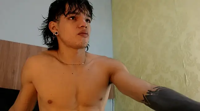 AlbertBernal69 online show from February 26, 2025, 2:30 am
