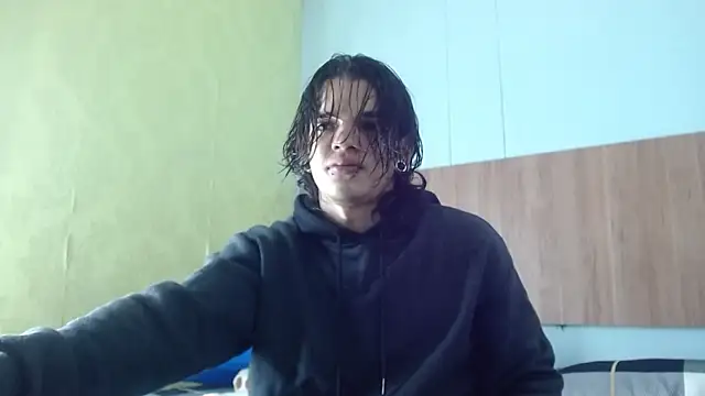 AlbertBernal69 online show from October 7, 2025, 3:18 am