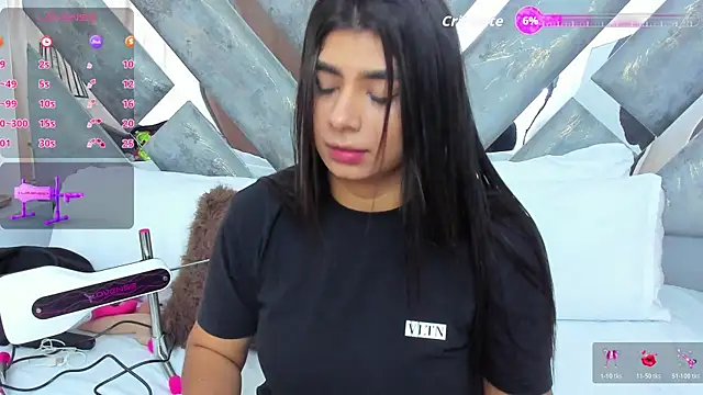 ZiaCalifa online show from October 22, 2025, 12:04 pm