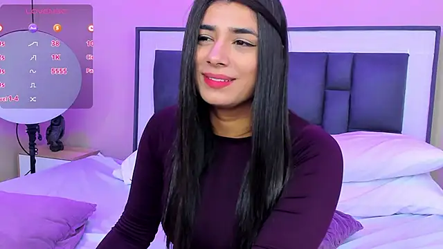 ZiaCalifa online show from September 18, 2025, 12:19 pm