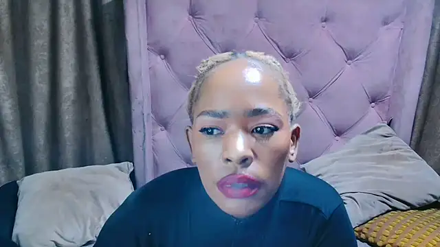 Snapshot of AFRICANGODDESSXXX chatting on June 13, 2026, 9:46 pm AFRICANGODDESSXXX online show from June 13, 2026, 9:46 pm