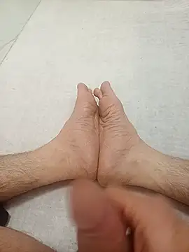 Hardapple01 online show from March 20, 2026, 8:32 pm