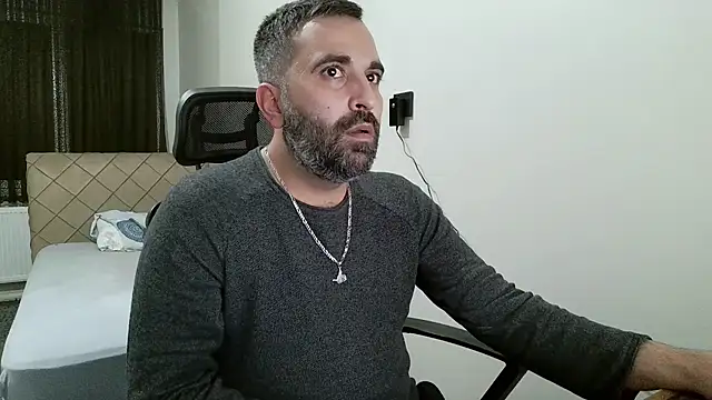 tgltplsr online show from January 5, 2026, 8:45 pm