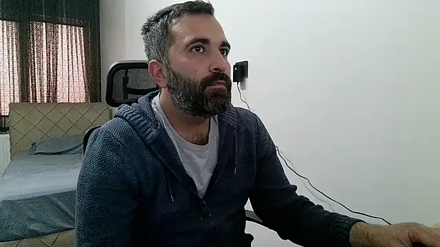 Snapshot of tgltplsr chatting on October 30, 2025, 8:12 am tgltplsr online show from October 30, 2025, 8:12 am