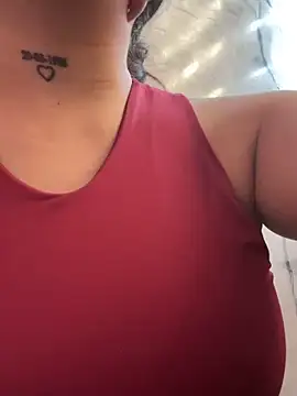 Snapshot of LunaBaker-1 chatting on October 16, 2025, 7:55 pm LunaBaker-1 online show from October 16, 2025, 7:55 pm