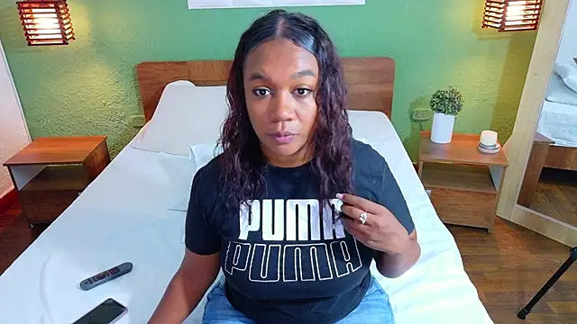 dannaahbrown online show from October 17, 2025, 7:48 pm