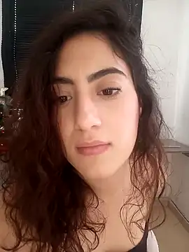 MIYESSI online show from January 17, 2025, 8:11 pm