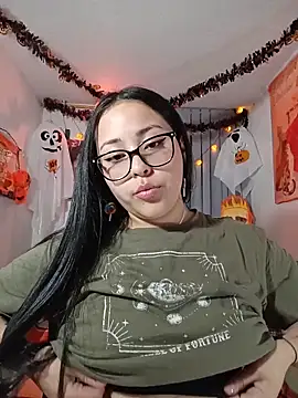 Snapshot of persefone_core chatting on October 26, 2025, 1:28 am persefone core online show from October 26, 2025, 1:28 am