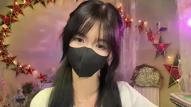 Snapshot of Your-Sunshine chatting on October 4, 2025, 4:19 pm Your-Sunshine online show from October 4, 2025, 4:19 pm