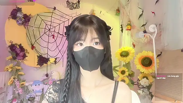 Snapshot of Your-Sunshine chatting on November 2, 2025, 5:51 pm Your-Sunshine online show from November 2, 2025, 5:51 pm