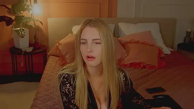 Snapshot of anita_blairr chatting on October 1, 2025, 1:22 am anita blairr online show from October 1, 2025, 1:22 am