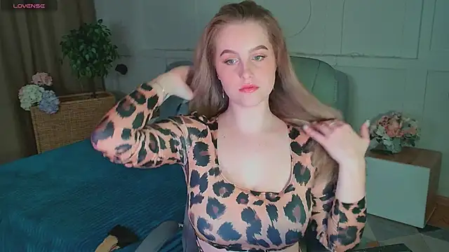 Snapshot of anita_blairr chatting on February 13, 2025, 1:08 am anita blairr online show from February 13, 2025, 1:08 am